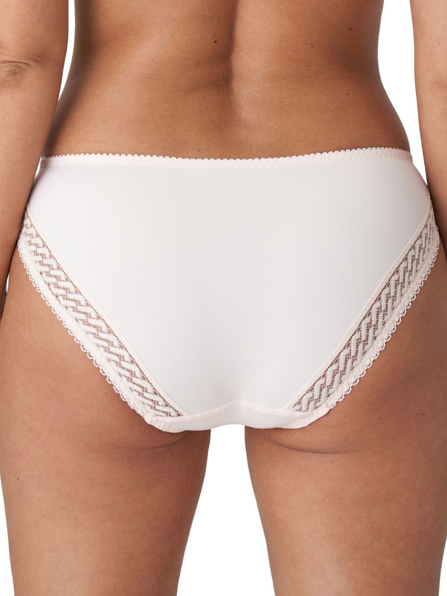 primadonna montara rio brief