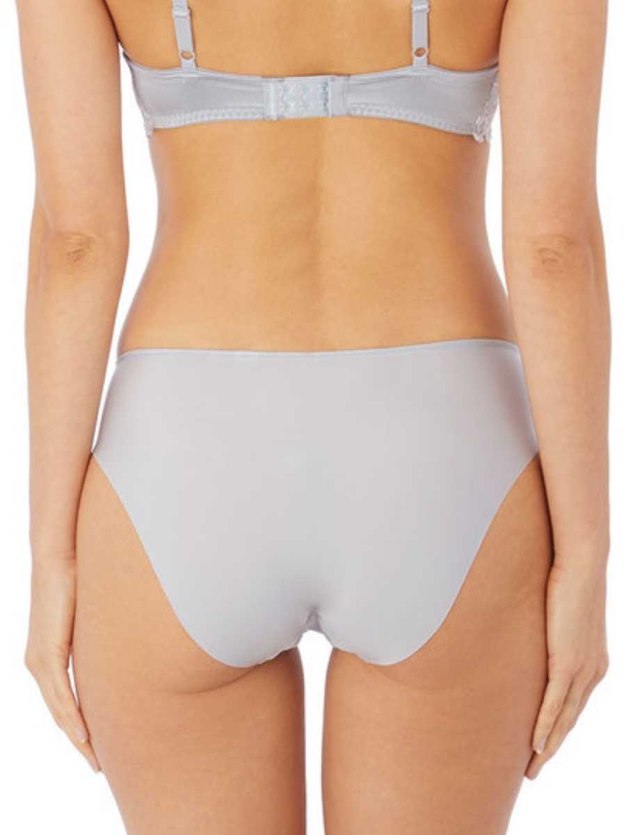 Eglantine Brief